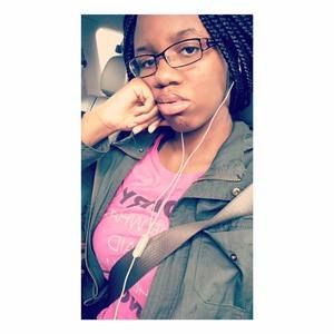 Meet your Posher, Chella